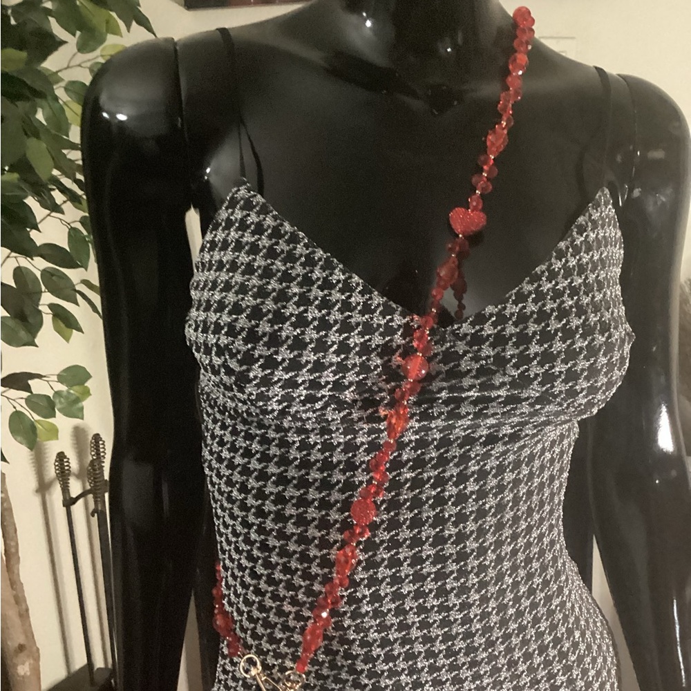 Crystal cross body phone holder.